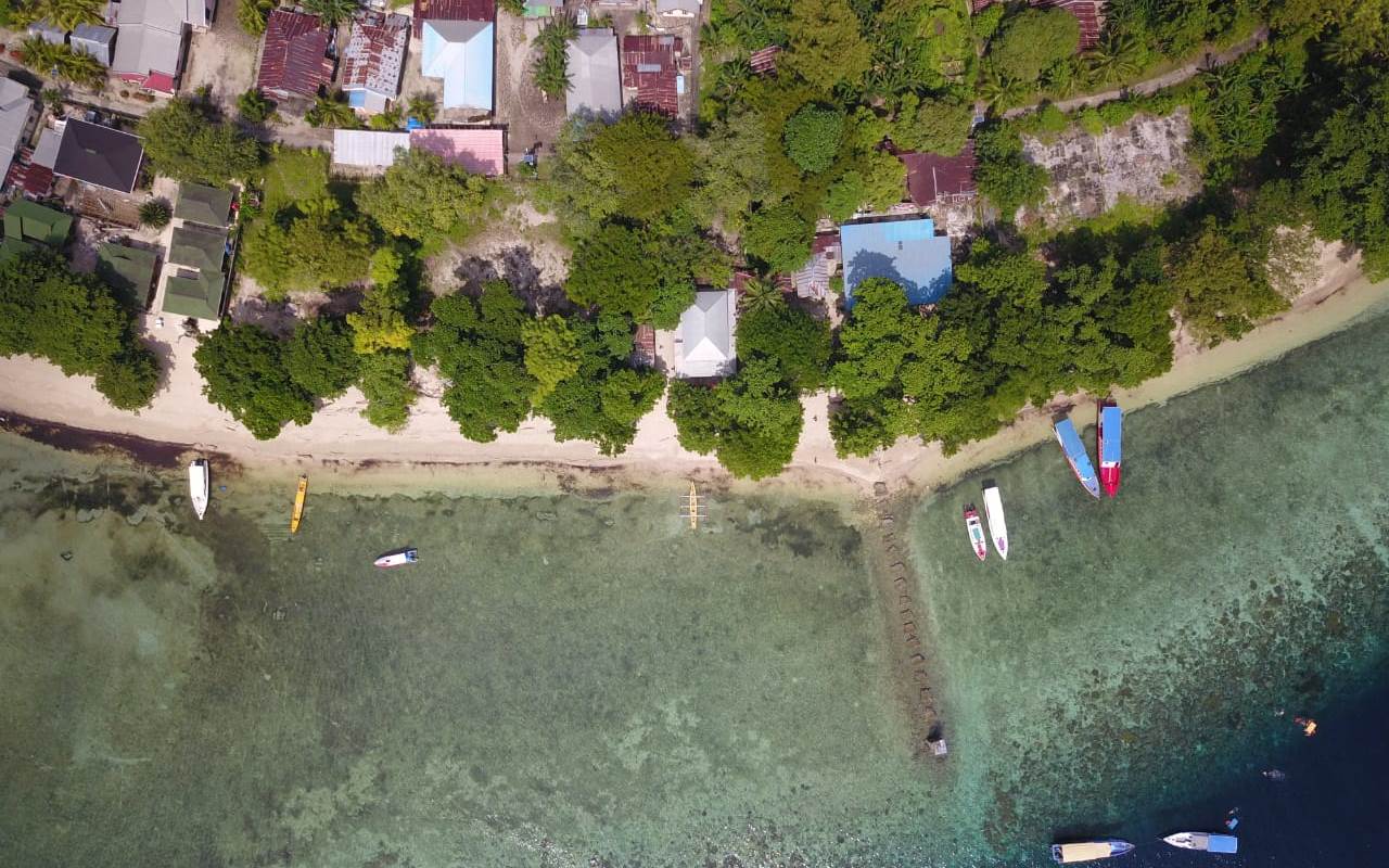 pulau siladen dari drone